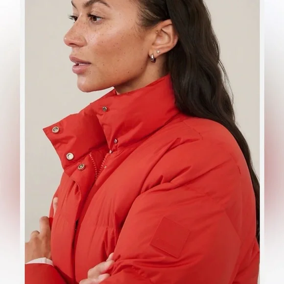Athleta Summit Cropped Down Puffer Coat - Cardinal Red / Orange - Size XL - NWOT - Picture 5 of 6